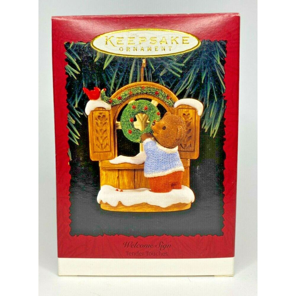 1996 Hallmark Welcome Sign Tender Touches Ornament U65/6331
